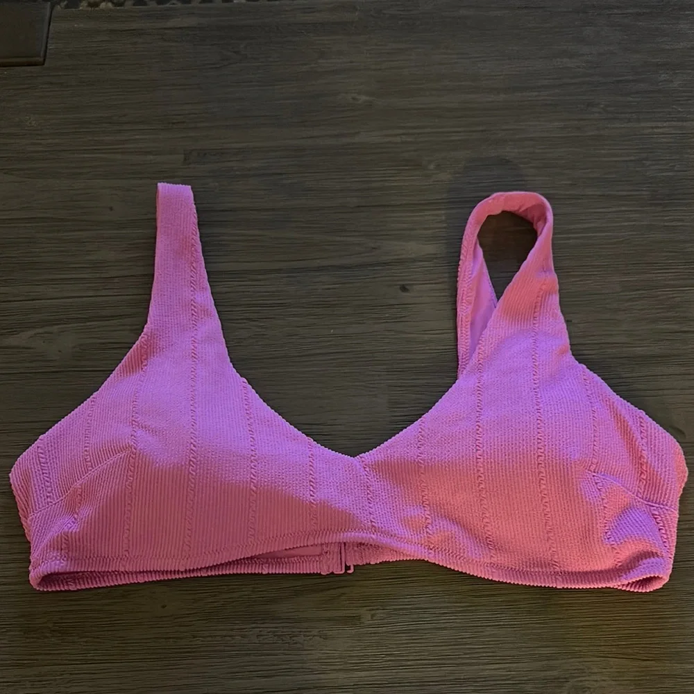 Pink Ribbed Bikini Top - Picture 2 of 3